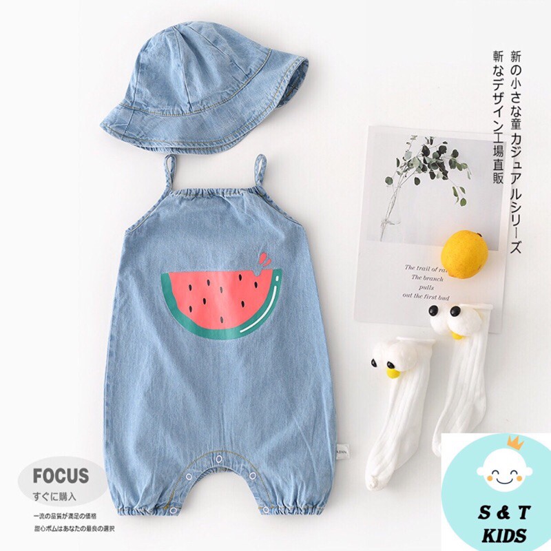 - Body dưa hấu kèm mũ tông xuyệt tông. jean giấy nhẹ nhàng, mát mẻ cho ngày hè