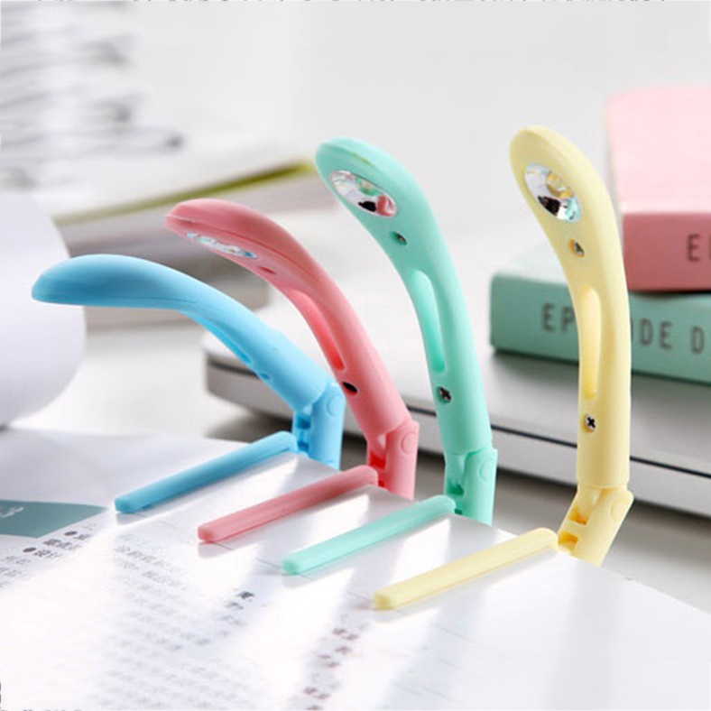 Đèn LED mini có móc gắn để đọc sách