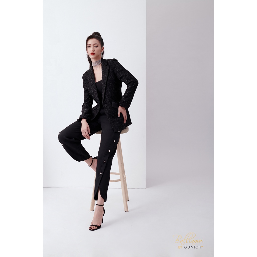 Áo vest nữ phối nắp túi tafta màu đen vải tweed ánh kim Gunich
