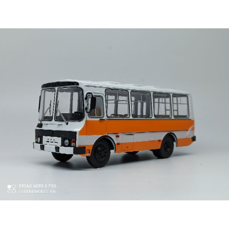 Mô hình xe Paz3205