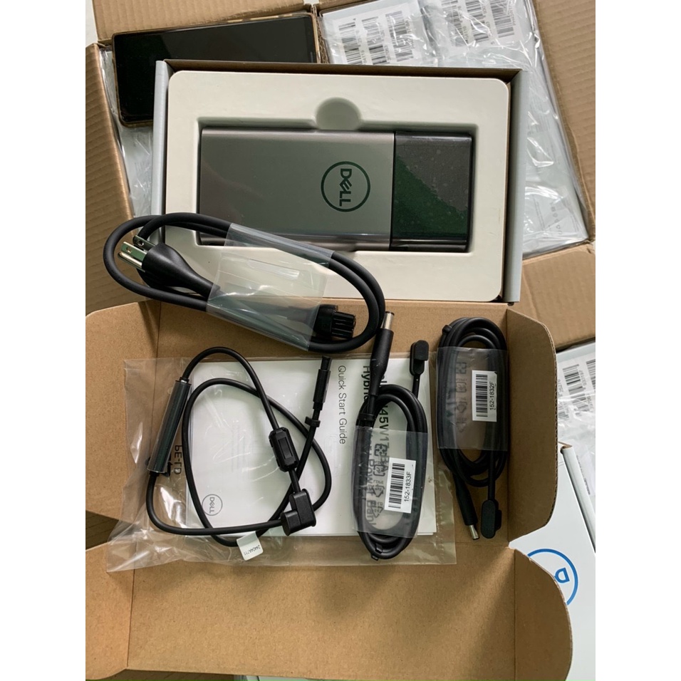 Pin sạc dự phòng Dell Hybrid Adapter 45W + Power Bank 43WH model PH45W17