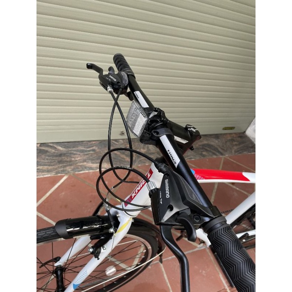 Xe Đạp Thể Thao Trinx Free 1.4 2022 - Khung Nhôm, Groupset Shimano Ef500, Bánh 700c