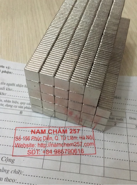 Nam châm viên khối 10x10x2mm, loại nam châm trắng đất hiếm 10x10x2mm lực hút mạnh