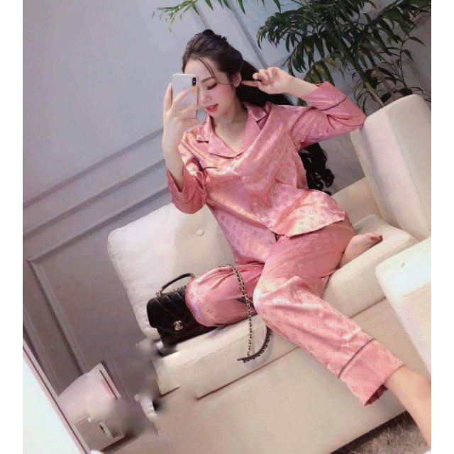 Bộ lụa gấm tay dài quần dài cao cấp