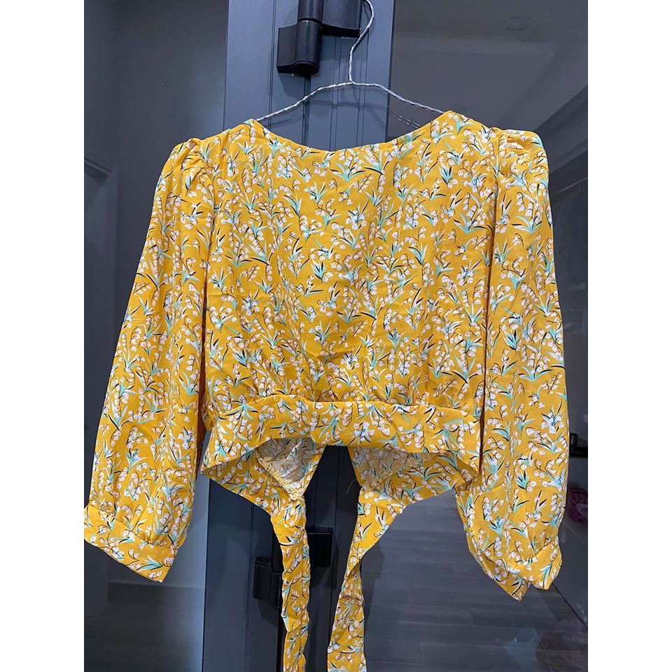 ÁO CROPTOP HOA NHÍ