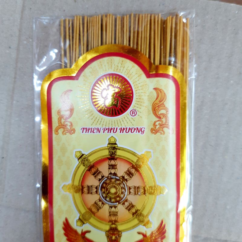 Nhang thần tài , nhang Thái Lan 79 cây nhang cong