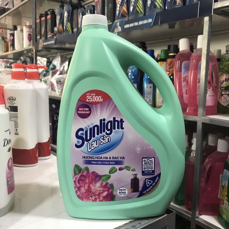 Nước Lau Sàn Sunlight Tinh Dầu Thảo Mộc Hoa Hạ &amp; Bạc Hà 3,6kg