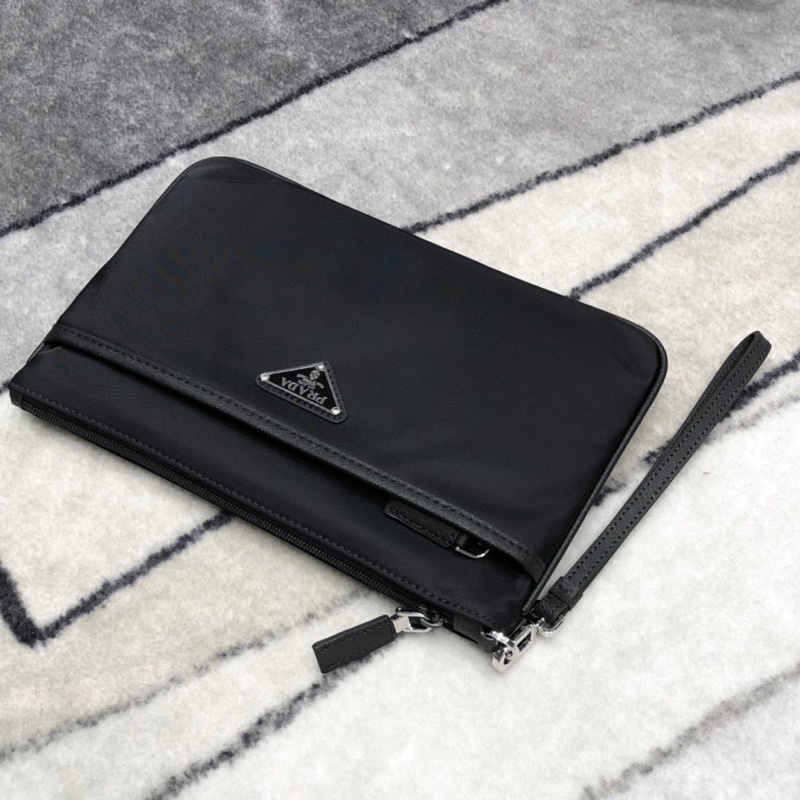 Clutch cầm tay cho nam thương hiệu thời trang cao cấp Prada chất liệu vải chống nước