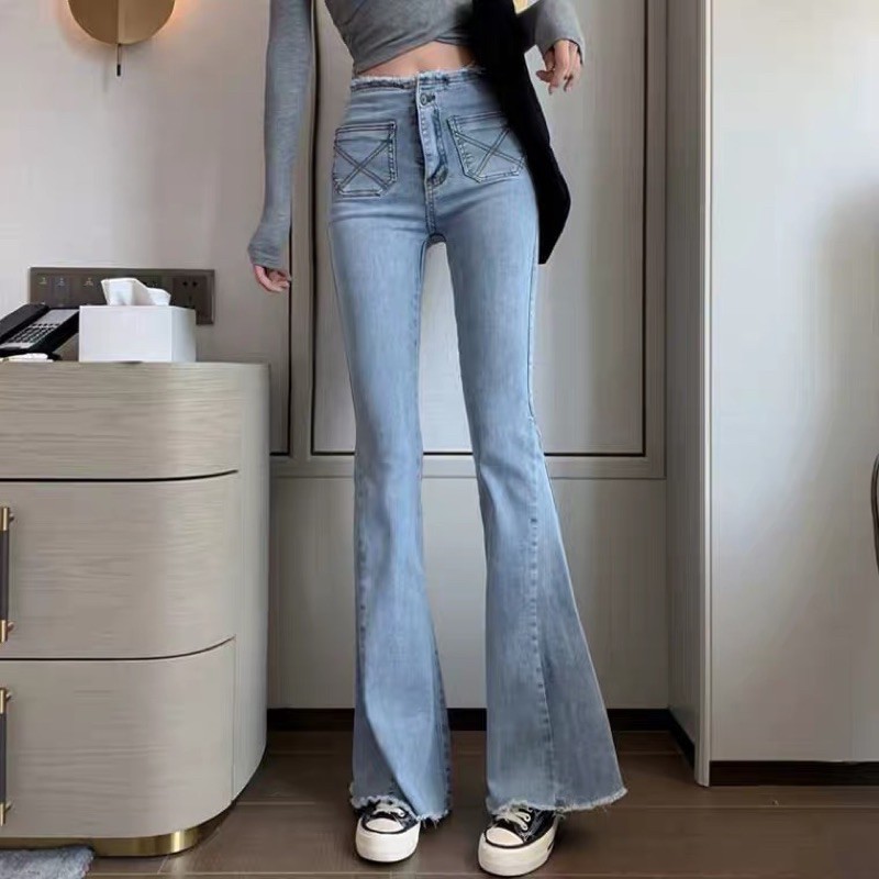 QUẦN JEAN ỐNG LOE LƯNG CAO XANH phối túi trước cá tính