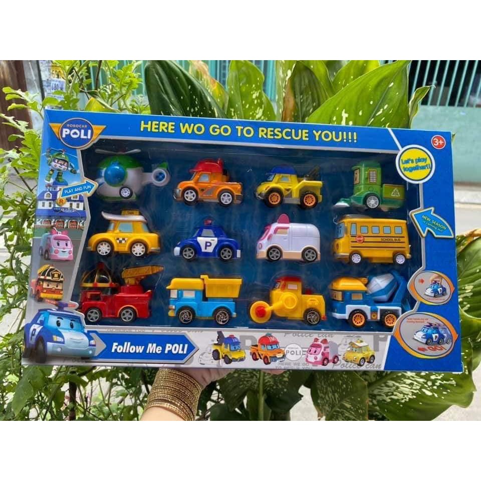 HỘP ĐỒ CHƠI 12 XE Ô TÔ ROBOCAR POLI BIỆT ĐỘI BAY SIÊU ĐẲNG CHO BÉ YÊU