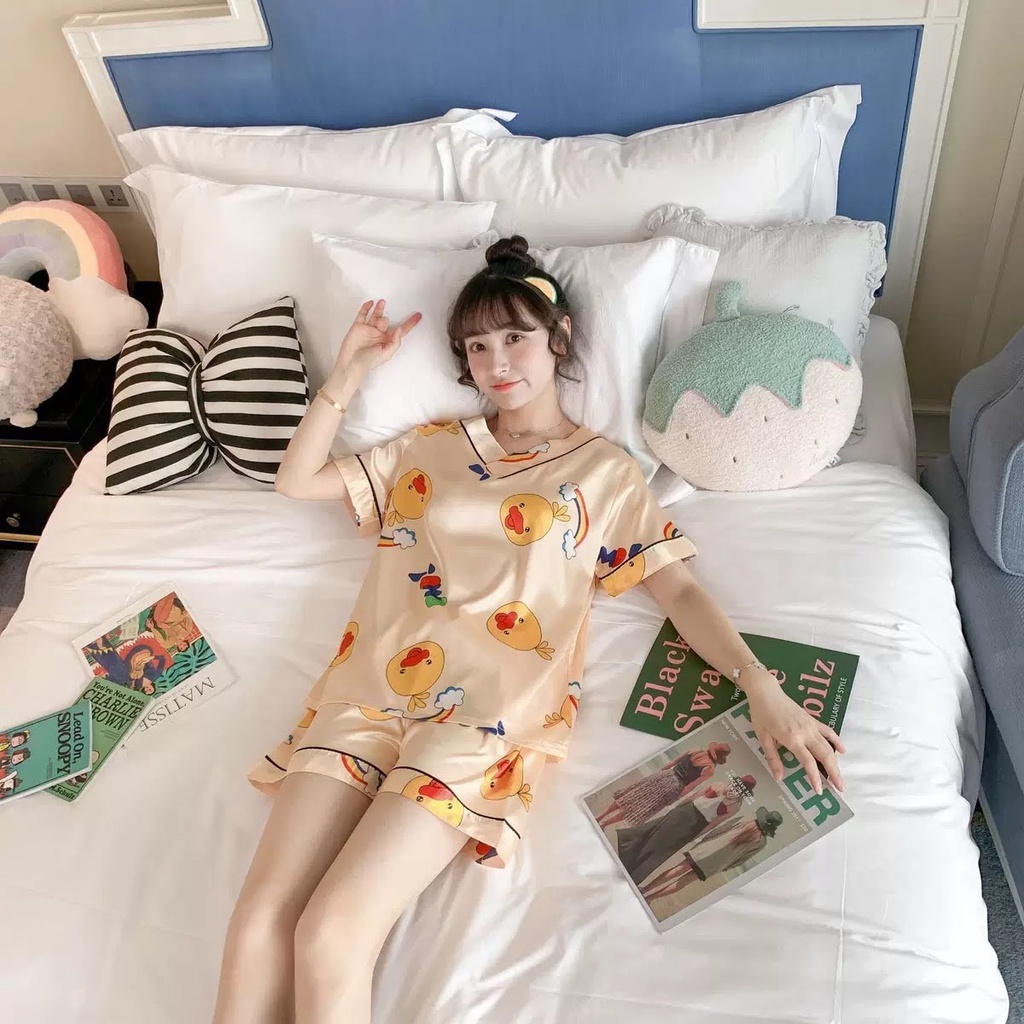 Đồ Bộ Ngủ Tay Ngắn Mặc Nhà Vải Lụa Mềm Mát Tay Ngắn Quần Cọc H&amp;N FASHION SHOP