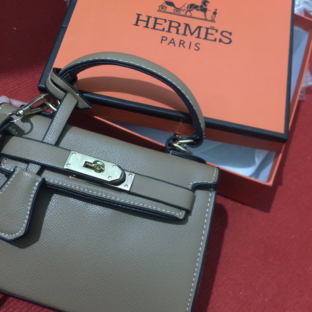 Túi xách Full Box đeo chéo nữ HM da gạo phong cách vintage giá rẻ nhất shop.e