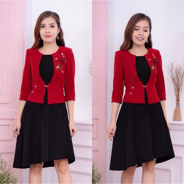 Áo vest thiêu hoa màu đỏ gạch