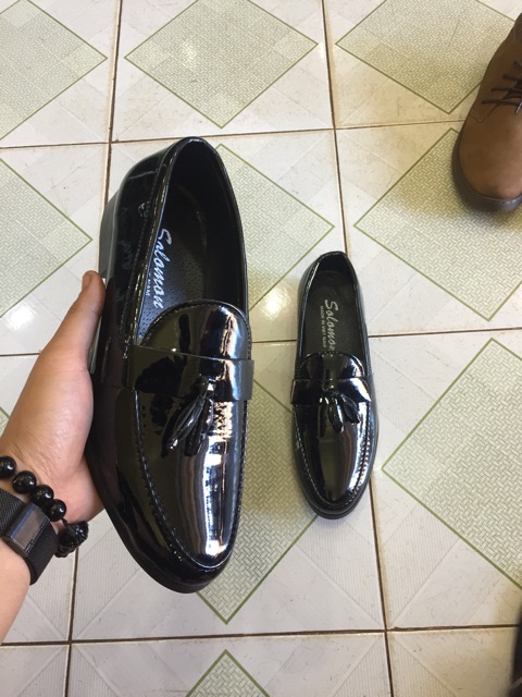 Giầy lười hàn quốc giá rẻ  chuông đen | BigBuy360 - bigbuy360.vn