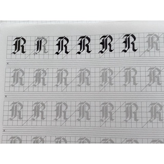 Tập luyện viết calligraphy mẫu chữ Engraver's / Gothic script