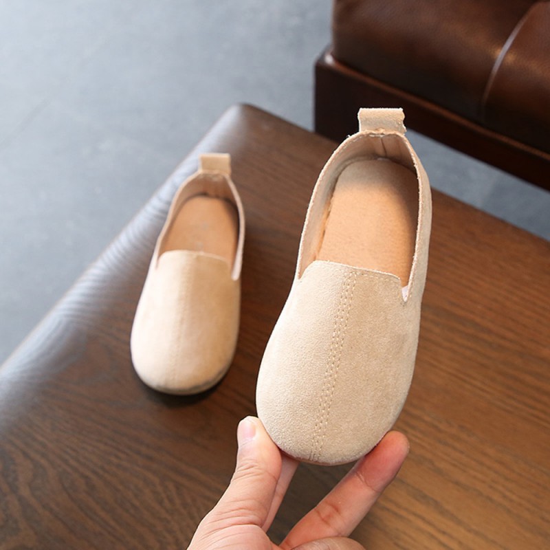 Giày lười mềm mại bằng da PU chống trượt cho bé