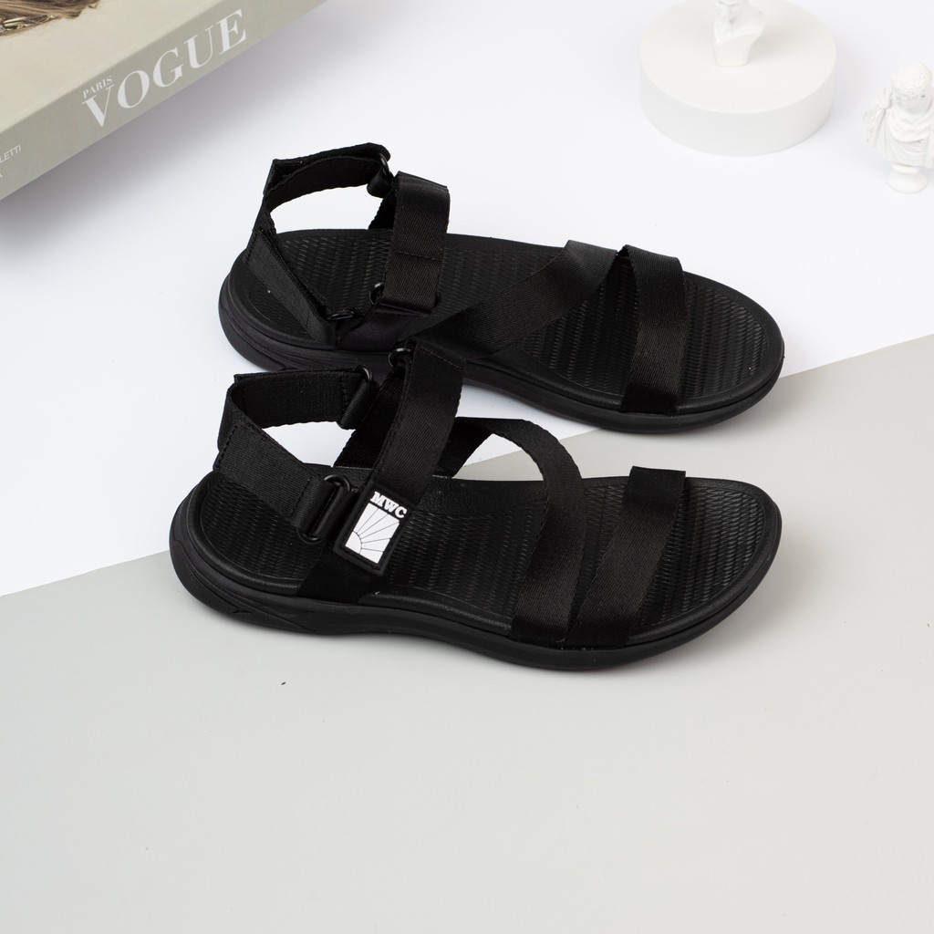 Giày sandal nam quai chéo MWC NASD- 7038