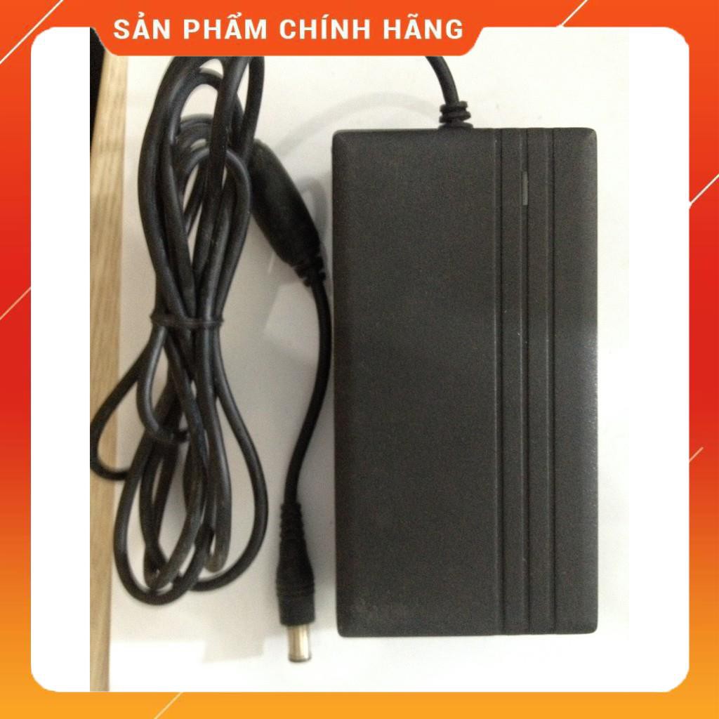 Adapter màn hình Dell 14V 3A tháo máy