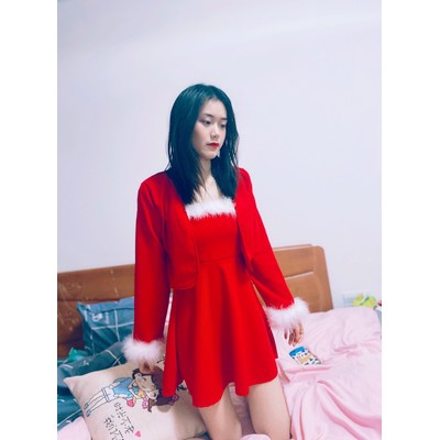 #O44 SET Váy sexy hai dây kết hợp với áo choàng tay lông hàng - Silverorder