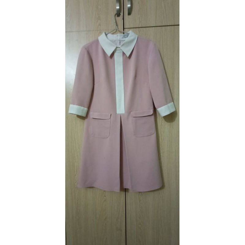 Váy tay lỡ mới 100%, mua shop thiết kế 480k, pass thanh lý lỗ 230k