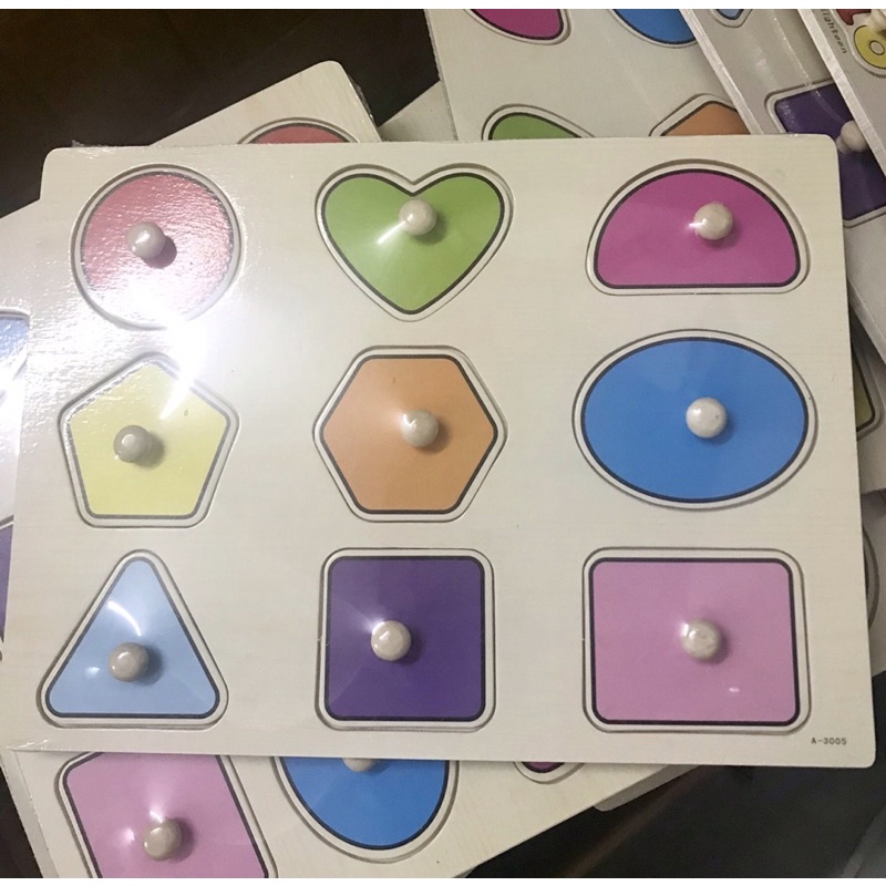 XẢ KHO - 1 Bảng gỗ có núm chủ đề ngẫu nhiên cho bé học tập, vui chơi ghép hình