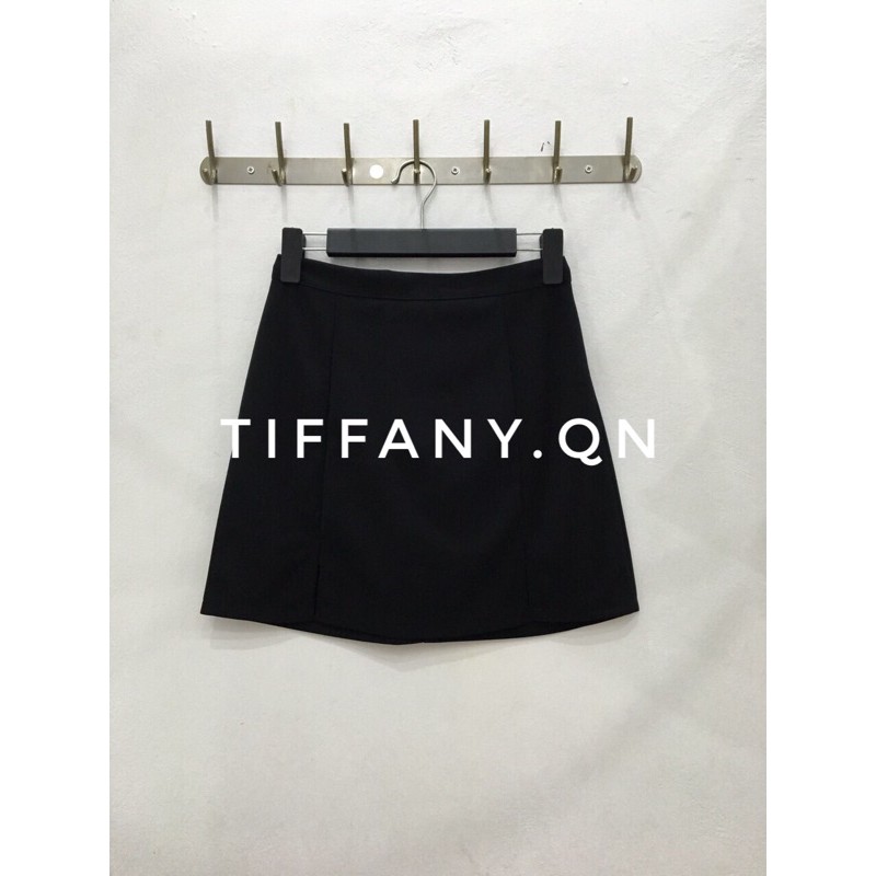 Mùa hè 2021 váy ngắn cạp cao mới chống chói váy màu đen mỏng và kích thước lớn xẻ nửa chiều dài túi hông váy nữ | BigBuy360 - bigbuy360.vn