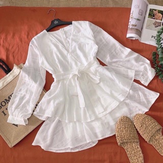 Jumsuit đắp xô trắng cột nơ eo