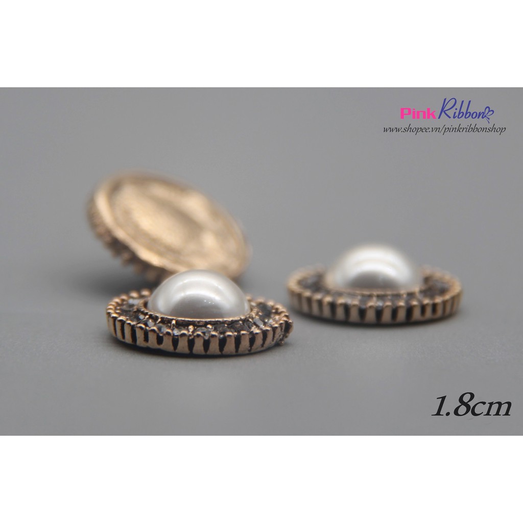 Center mạ vàng xi viên đá ghi 1.8cm