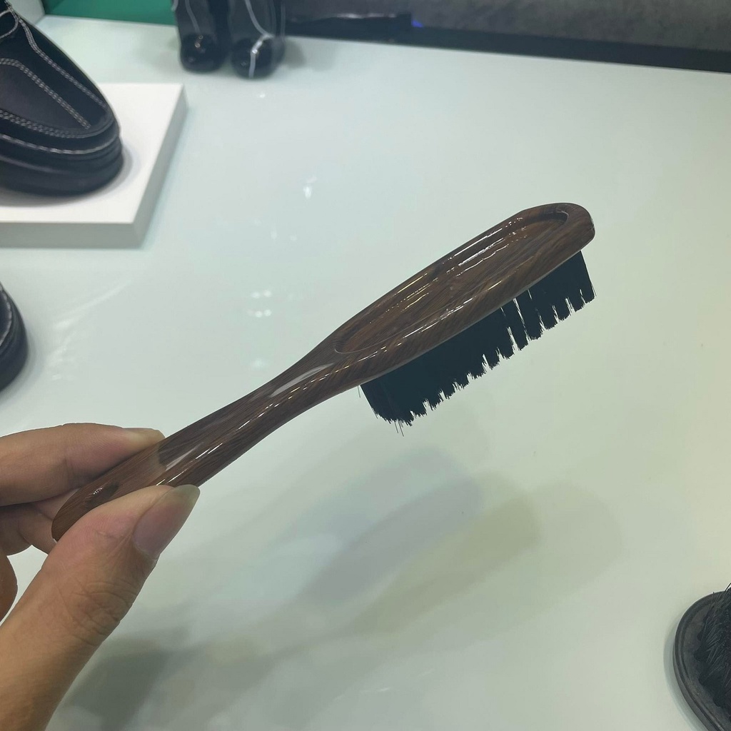 Bàn Chải Đánh Giày Kỳ Liên,Chất Liệu Nhựa, Lông Nhân Tạo Shopee