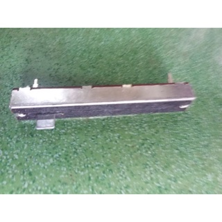 1 chiếc fader mixer peavey vn
