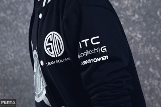 Áo khoác Solomid