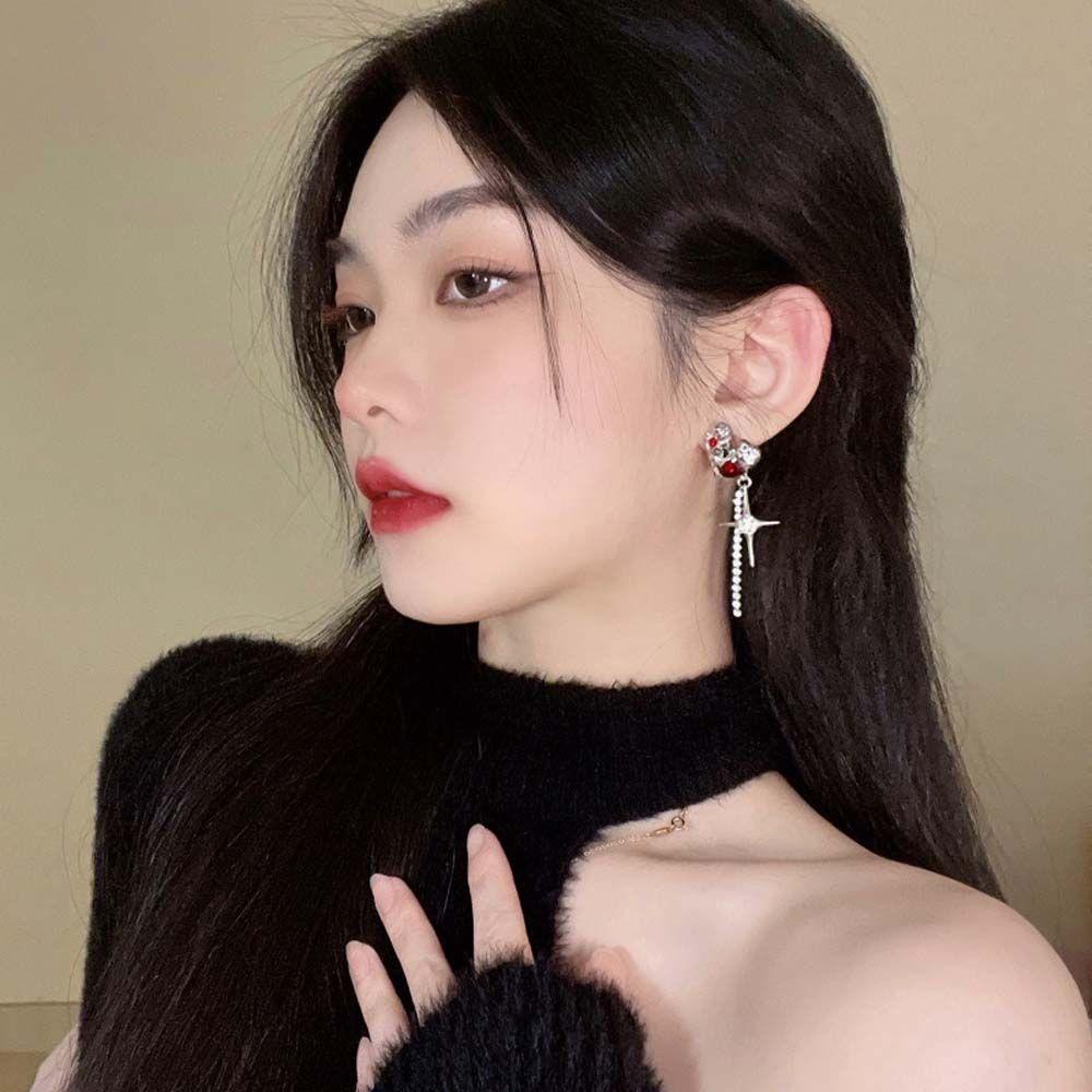 QQMALL Khuyên Tai Chuỗi Hình Thánh Giá Đính Đá Đỏ