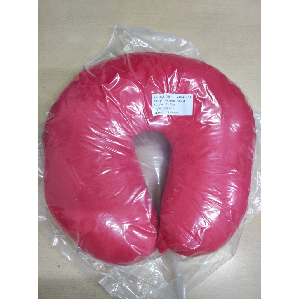 Gối kê cổ hình chữ U màu hồng - hàng khuyến mãi Sandisk (hình thực tế)