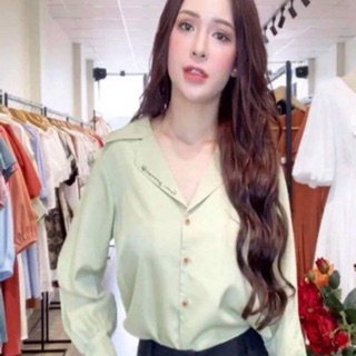 Áo sơ mi thêu chữ