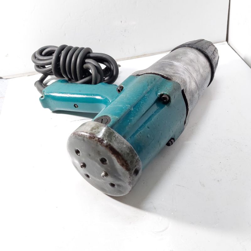 MÁY BẮN BULONG MAKITA NHẬT 1140W ĐIỆN 100V