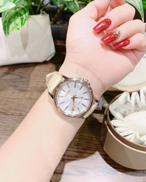 Đồng hồ nữ Citizen FE7033-08A 37mm máy Eco Drive năng lượng mặt trời, màu Rose Gold, dây da, đính đá Swarovski