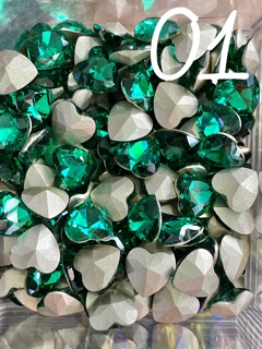 Đá khối hình tim size 8mm