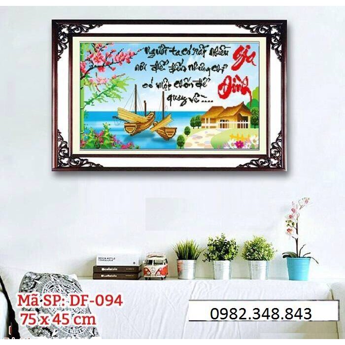 Tranh đính đá gia đình. Tranh gắn đá chưa đính.