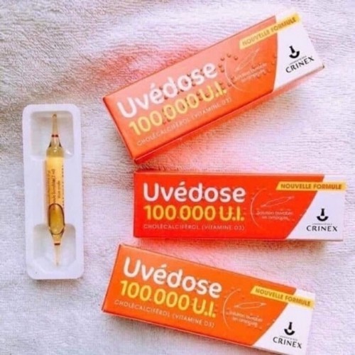 Vitamin D3 Uvedose 100000 UI 2ml liều cao cho bé từ 18 tháng tuổi Pháp 1 liều cho 3 tháng - mẹ bean bon