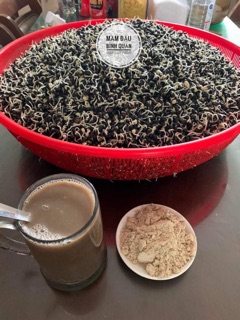 Mầm đậu đen xanh lòng (Tự làm)