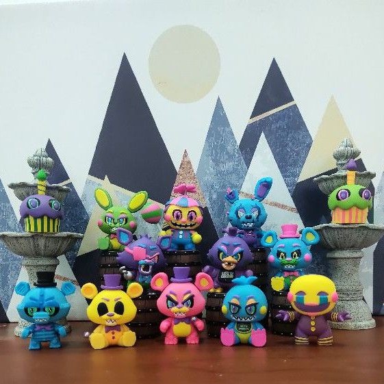 Bộ mô hình Five Nights At Freddy phiên bản Blacklight chính hãng Funko bộ 12 hoặc 13 nhân vật