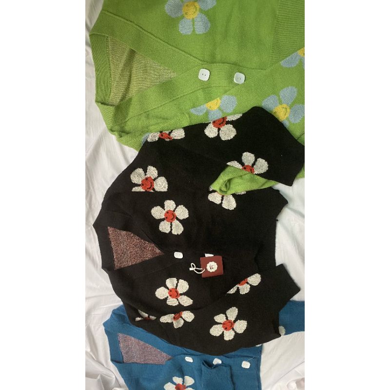 Áo Cardigan Len hoạ tiết hoa Moee style Hàn Quốc