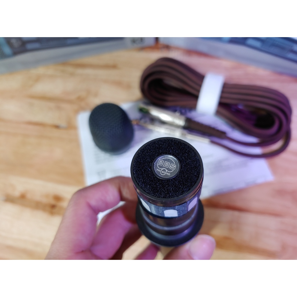 Micro hát karaoke có dây BBS K8 mới