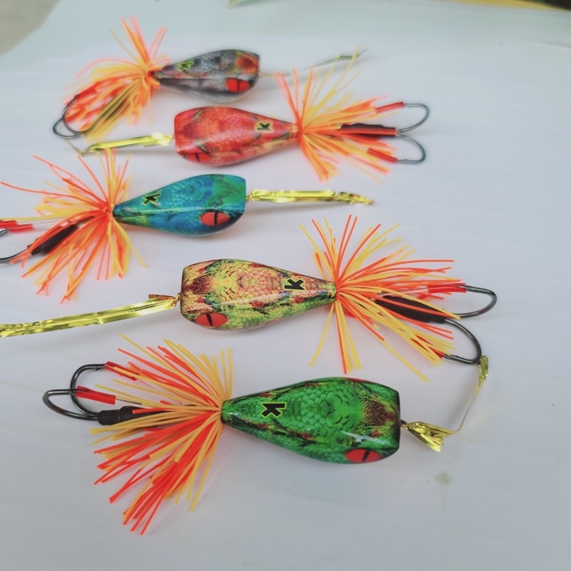 Nhái nhảy đầu rắn sơn 3D