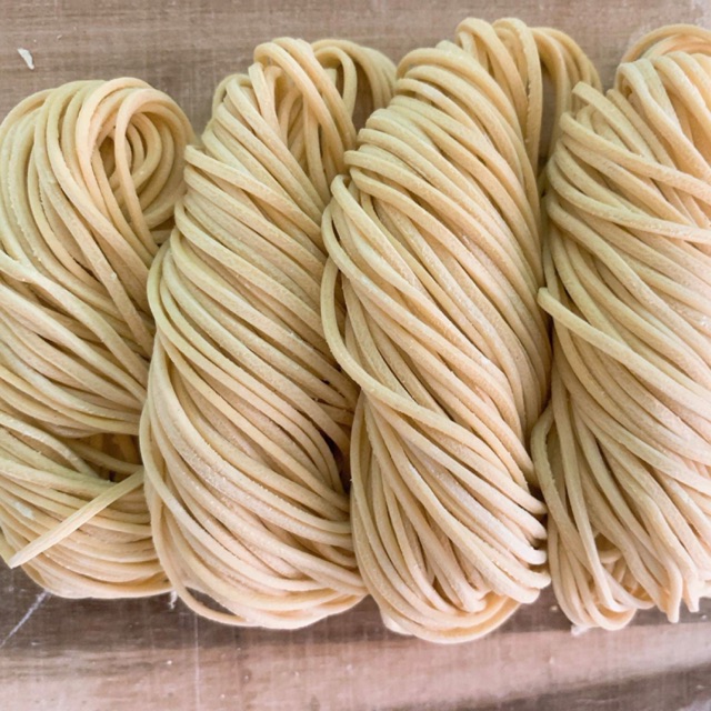 Mì tươi trứng vàng sợi nhỏ