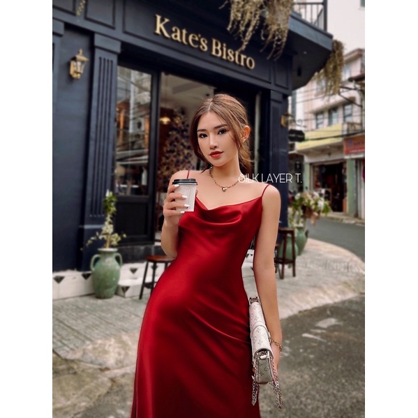 ĐẦM CỔ ĐỔ DÀI MÀU ĐỎ by SILK LAYER T.