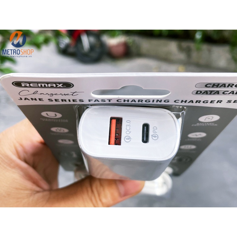 BỘ SẠC NHANH QC 3.0 PD 18W IP REMAX RP-U37