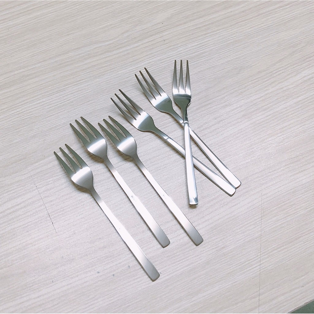 Nĩa Trái Cây cán trơn Inox cao cấp SUS430 không gỉ - Hiệu ST dài 14.5cm - Thép không gỉ sáng bóng