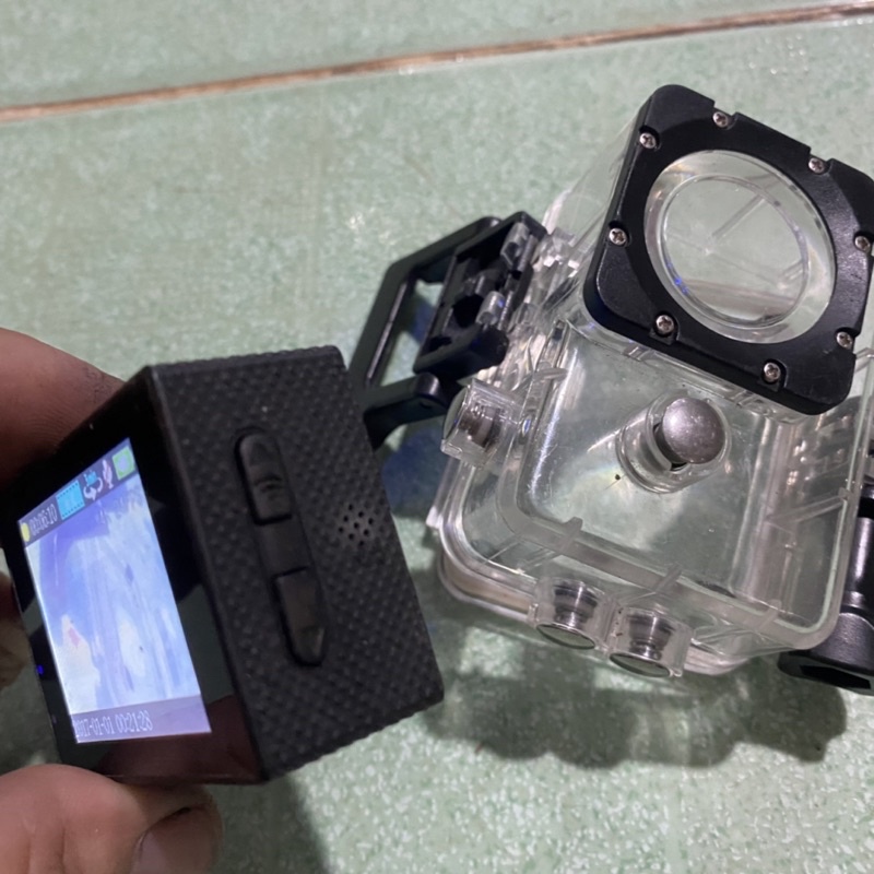 Camera  hành trình  không  pin