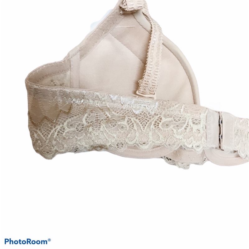 Áo lót nâng ngực quả trơn quai ren